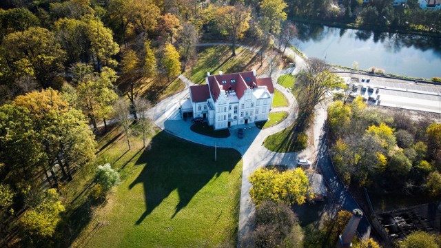 To idealna pora roku na długie spacery, tym bardziej, że w nadchodzącym czasie czeka na nas jeszcze wiele słonecznych dni