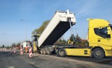 Leszno. Asfalt na wiadukcie i Wolińskiej. Wszyscy czekają na otwarcie po półrocznych korkach ZDJĘCIA