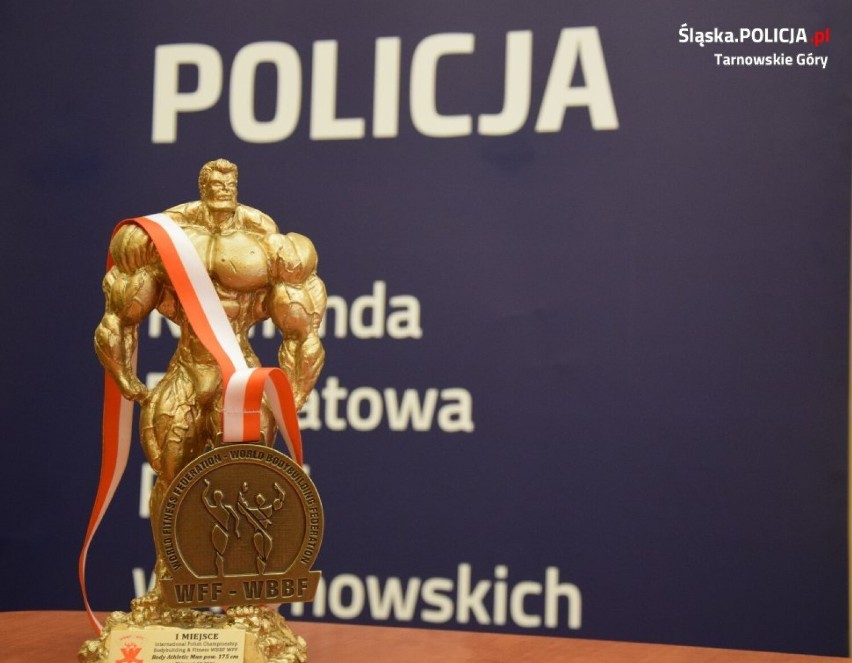 Tarnogórski policjant został Mistrzem Polski w kulturystyce....