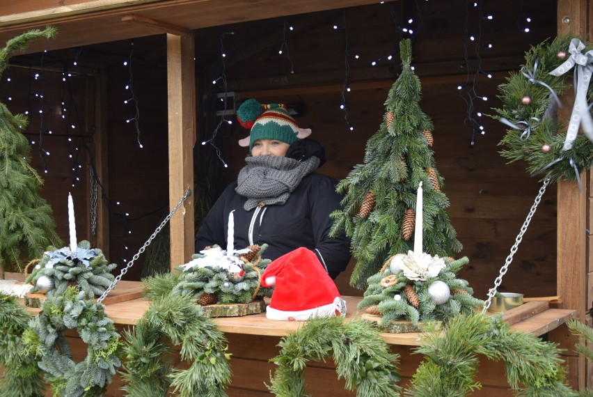 Charytatywna odsłona jarmarku bożonarodzeniowego w Skierniewicach