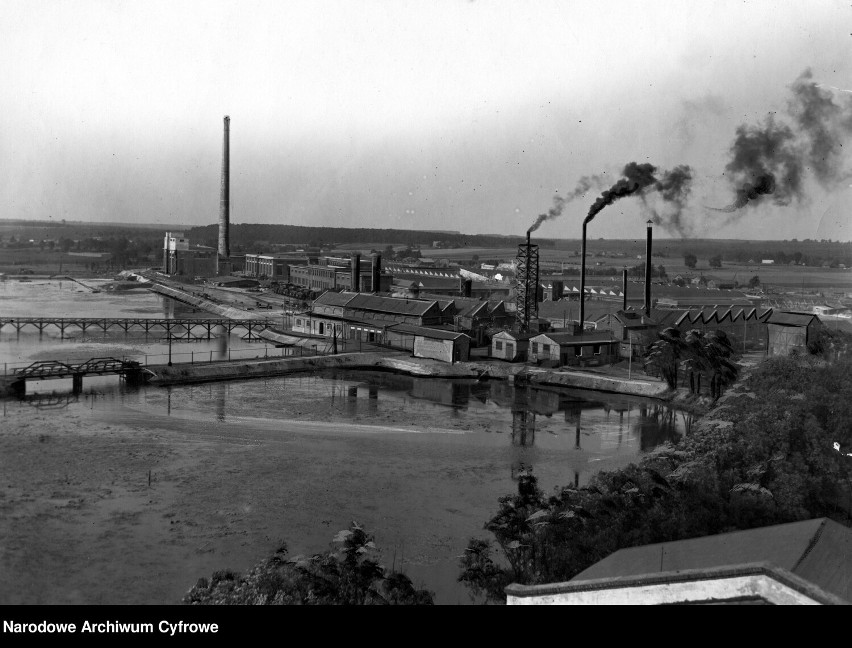 Wygląd zewnętrzny tomaszowskiej fabryki. Wrzesień 1927