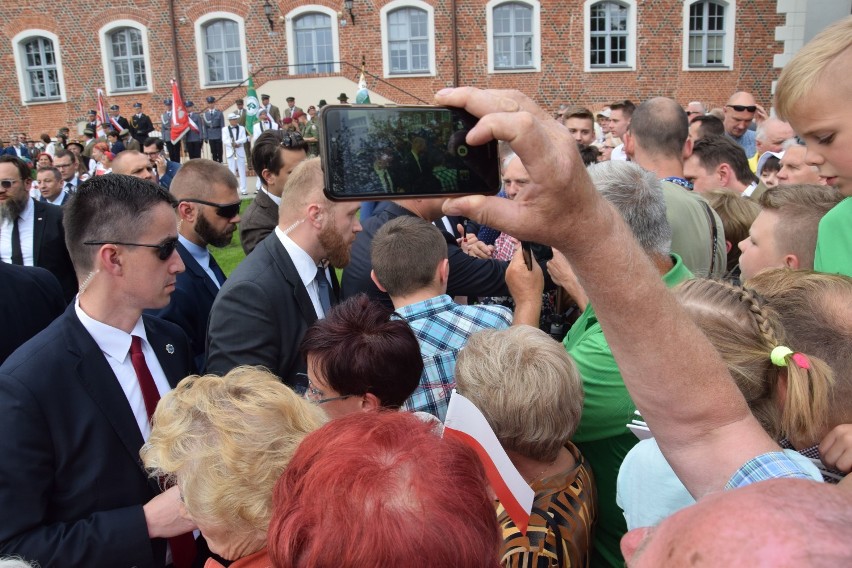 Prezydent chciał zapłacić za wizytę w Szczecinku. Ktoś go ubiegł [zdjęcia]