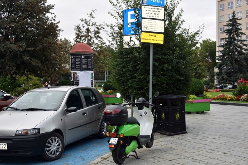 Wypożyczalnia skuterów miejskich w Legnicy już działa [ZDJĘCIA]