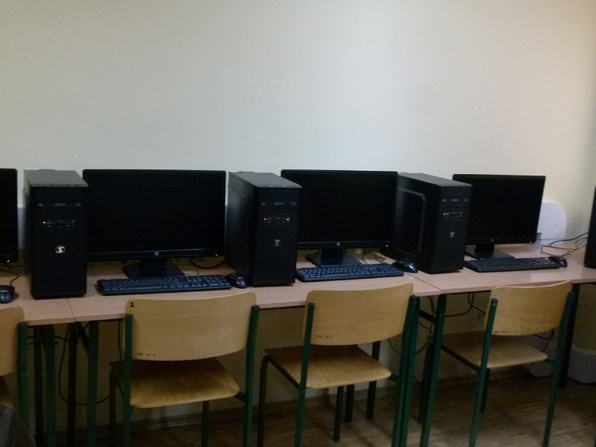 Nowe komputery dla CKU Nowoczesne Technologie 