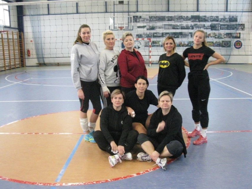 Nowy Dwór Gdański. W sobotę rozpoczęły się rozgrywki XVI Miejskiej Ligi Piłki Siatkowej Kobiet