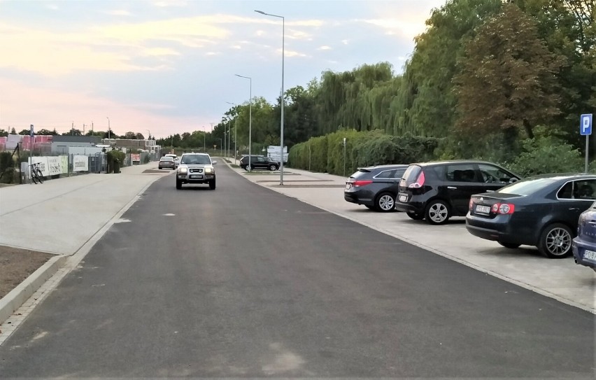 Zakończył się remont ważnej ulicy w centrum Leszna. Ulica Kustronia przejezdna ZDJĘCIA