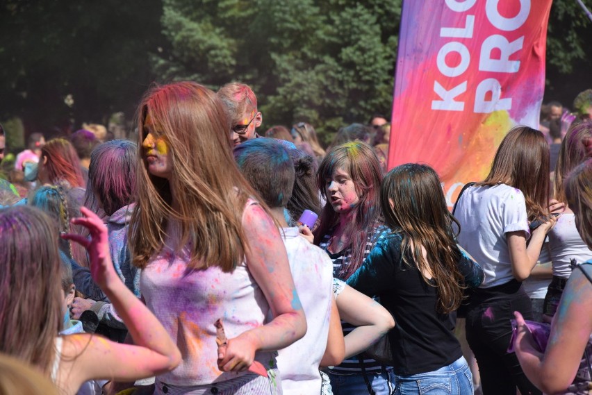 Holi Festiwal w Janowie Lubelskim. Szukajcie się na zdjęciach! (ZDJĘCIA, WIDEO)