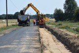 Powiat naprawia drogi. ZOBACZ, jak po remoncie wygląda odcinek Nowy Tomyśl - Wąsowo [ZDJĘCIA]