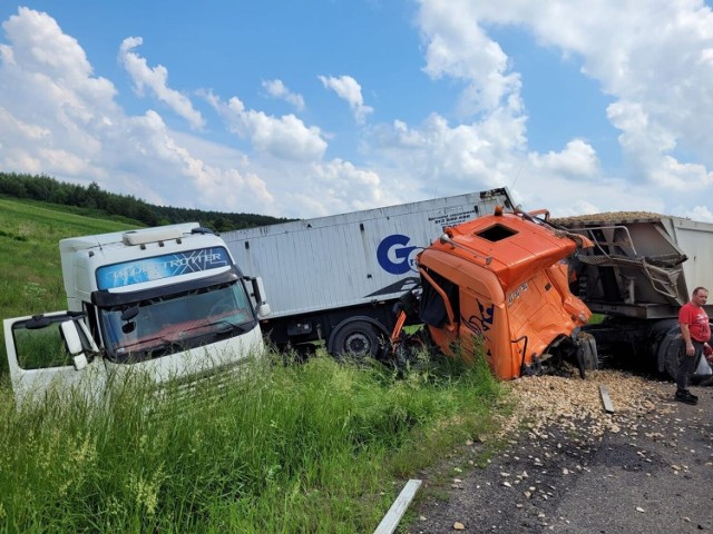 Zobacz kolejne zdjęcia. Przesuwaj zdjęcia w prawo - naciśnij strzałkę lub przycisk NASTĘPNE