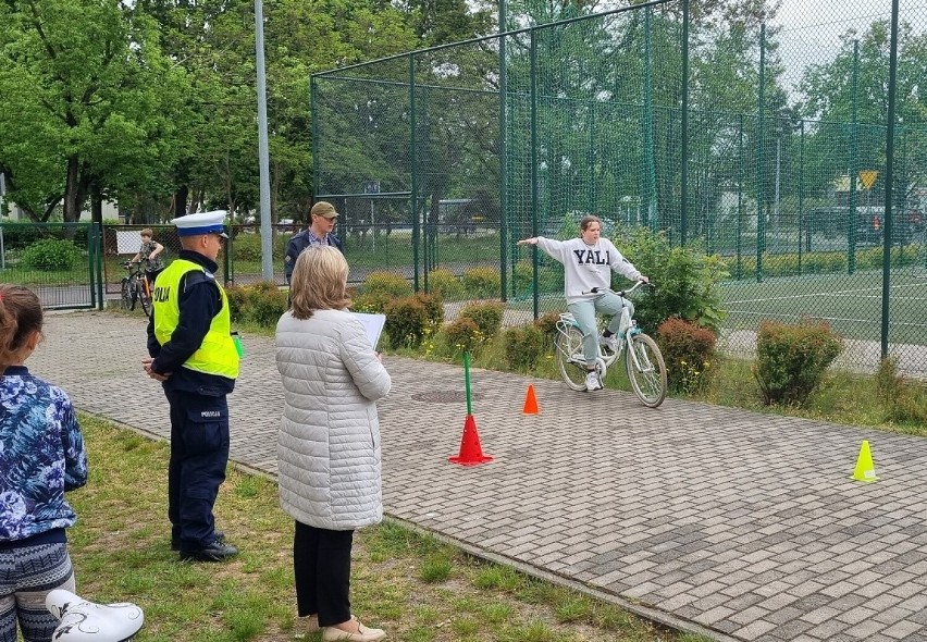 Uczniowie musieli wykazać się umiejętnościami praktycznymi.