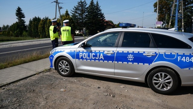 Policjanci z Radomska przeprowadzili akcję „Prędkość” na drogach powiatu radomszczańskiego