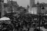 Czarny Wtorek w Warszawie. Kobiety znów wyszły na ulice, by manifestować [ZDJĘCIA, WIDEO]