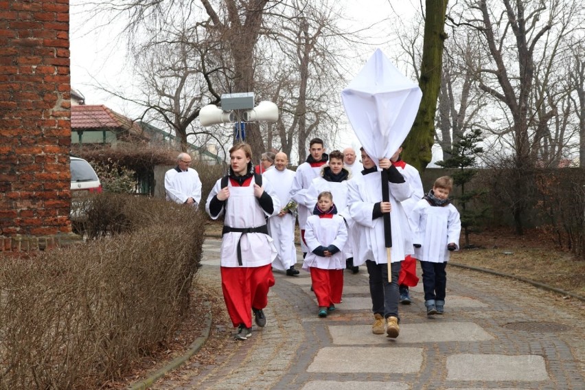 Tczew: Niedziela Palmowa w farze. Procesja i konkurs dla całych rodzin [ZDJĘCIA]