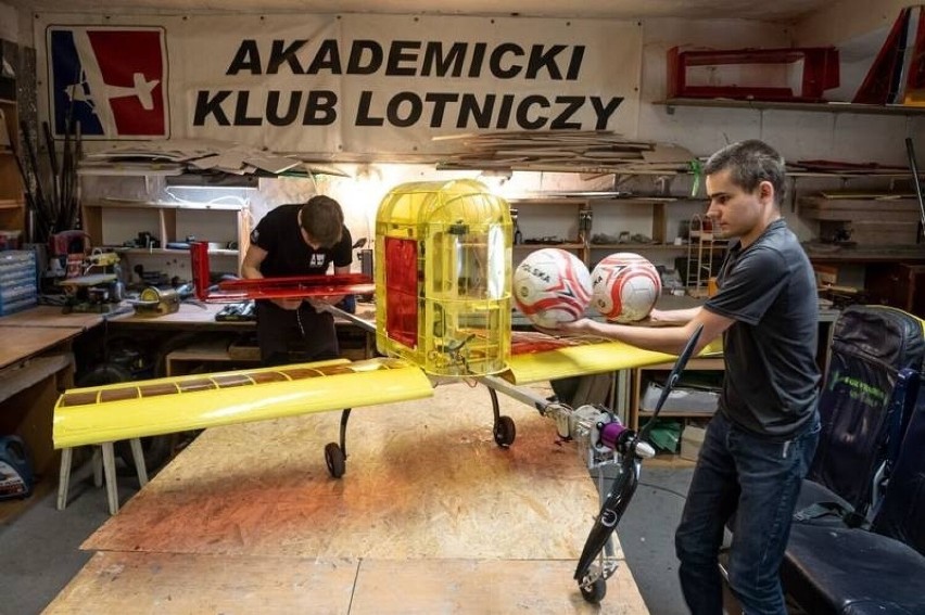Konstruktorzy samolotów z Politechniki Wrocławskiej na prestiżowych zawodach w USA [ZDJĘCIA]