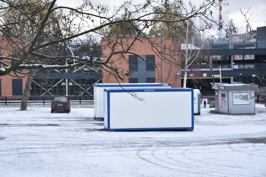 Malbork. Test na koronawirusa można zrobić na parkingu w centrum miasta. Działa nowy punkt poboru wymazów