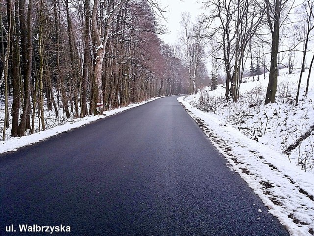 Dobiegł końca projekt o nazwie „Przebudowa dróg gminnych: ul. Łąkowa, zjazd do tartaku, ul. Zbigniewa Herberta, ul. Górnicza, ul. Wałbrzyska w Jedlinie-Zdroju”