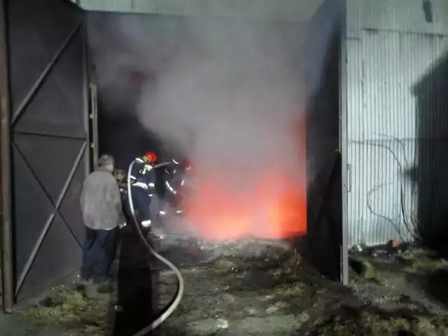 Pożar w budynku magazynowym w Nasutowie [ZDJĘCIA]