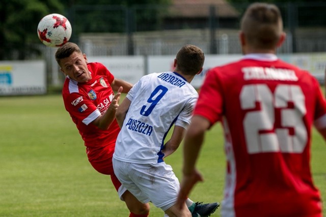 Puszcza - Miedź LIVE! Poznamy ostatniego ćwierćfinalistę