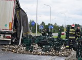 Wypadek ciężarówki z piwem w Żorach. Co było powodem ogromnych strat?