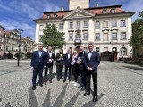 Siemoniak, Wielichowska, Jaros, Szełemej wspierają kandydata Koalicji Obywatelskiej. Końcówka kampanii wyborczej