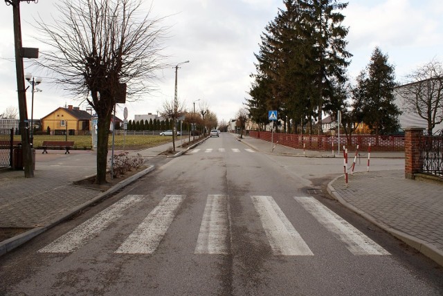 Osięciny, ul. I Armii Wojska Polskiego. Przed laty była po  prostu ulicą Targową. Czy ta nazwa wróci, czy będzie inna?