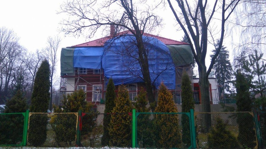 Trwa remont przedszkola w Łazach [FOTO]