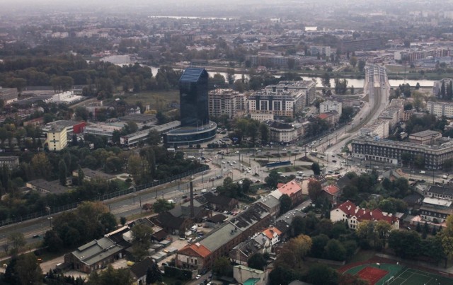 Akademik będzie usytuowany między budynkami biurowymi