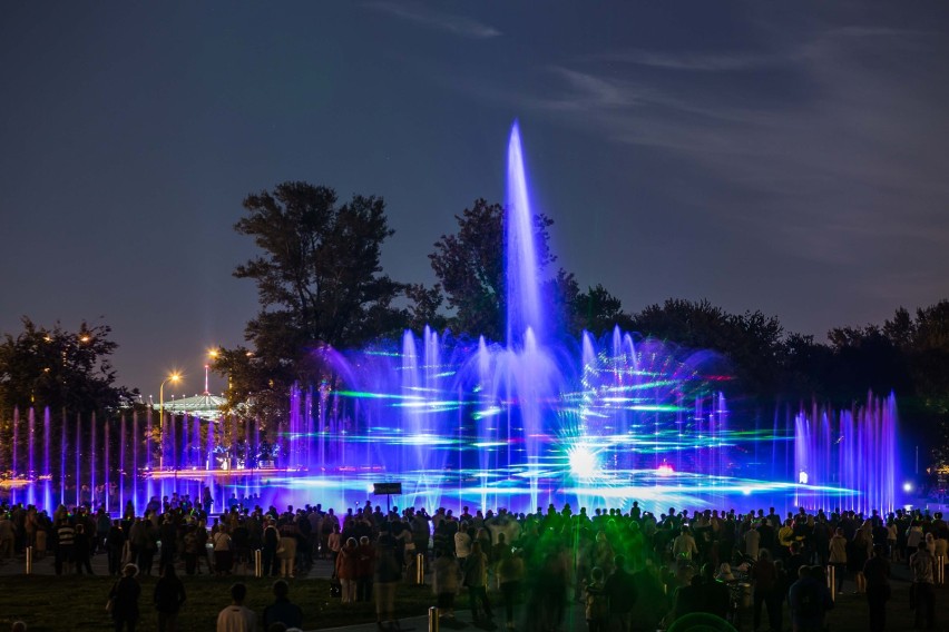 Przez całe wakacje w warszawskim parku fontann będą odbywać...