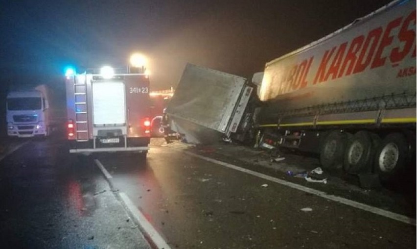 Wypadek na krajowej ósemce. Kierowca zginął na miejscu