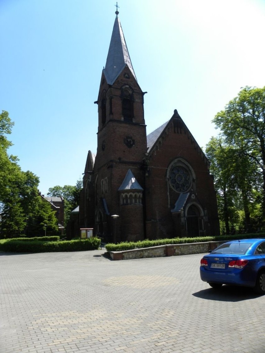 Neogotycki kościół parafii ewangelicko-augsburskiej...