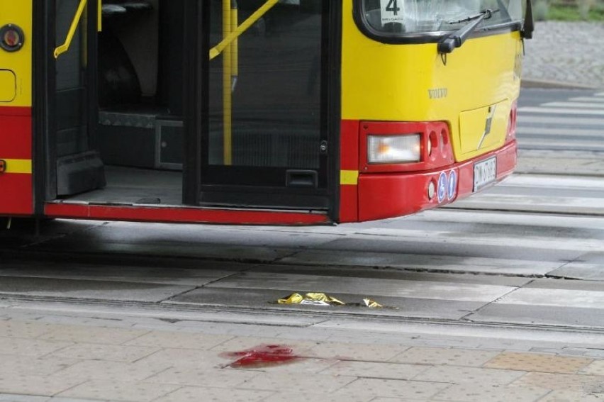 Wypadek na pl. Grunwaldzkim, 28.07.2015. Autobus potrącił...