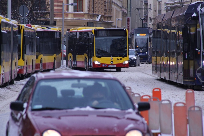 Wrocław. Dzisiejszy atak zimy to dopiero początek. Będzie jeszcze więcej śniegu i potężny mróz (PROGNOZA POGODY) 