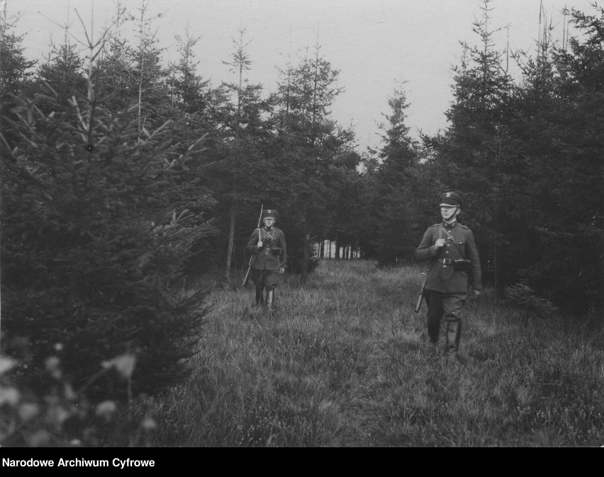 Tarnowskie Góry. Komisariat Straży Granicznej, patrol w terenie - 1923 r.