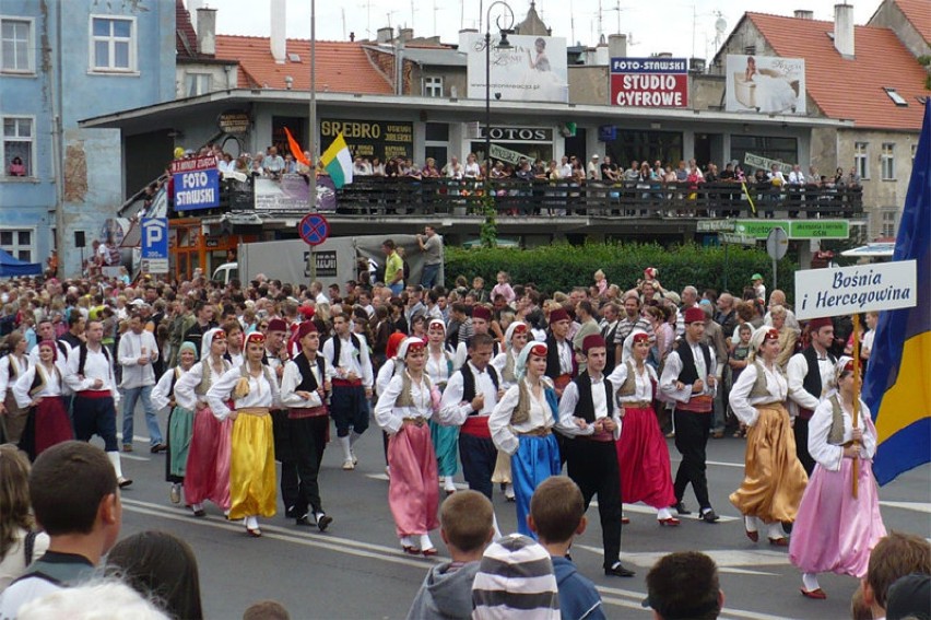 Obok gości festiwalowych. Tu z Bośni i Hercegowiny. Fot....