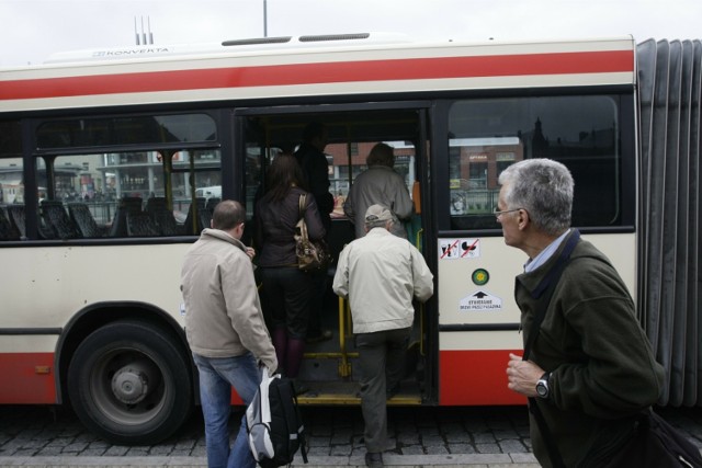 Zmiana trasy autobusów nr 106 i 111