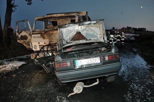 Imbamowice: Kierowca spłonął w samochodzie