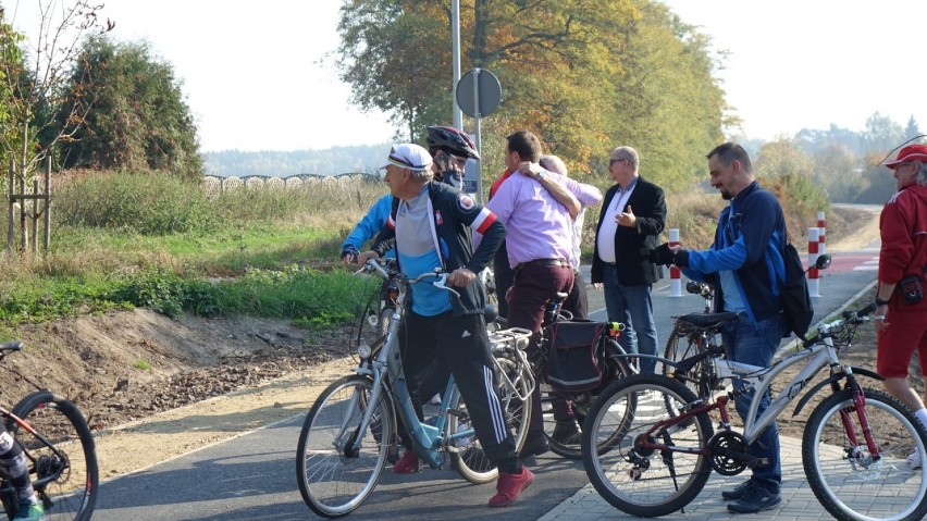 Otwarcie ścieżki rowerowej ze Słonaw do Stobnicy