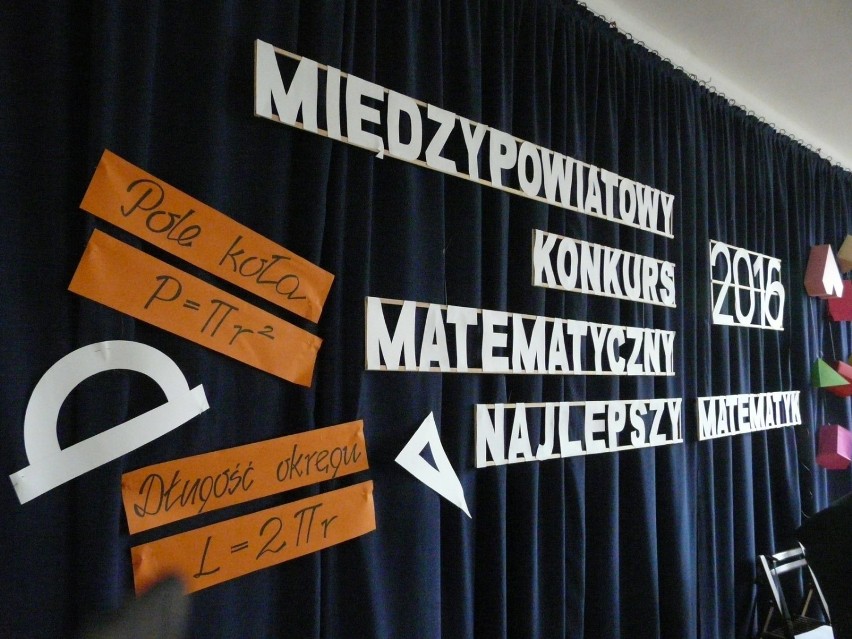 Matematyczny konkurs w Sieradzu. W SP nr 10 rywalizowało 120 uczniów z pięciu powiatów