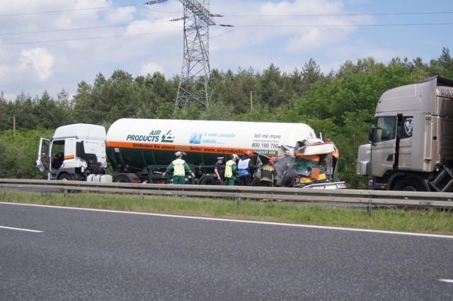 Wypadek na DK 1 pod Radomskiem. Zderzenie tirów