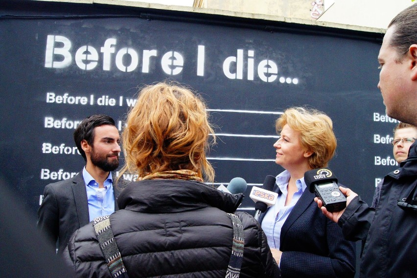Projekt "Before I die…" w Łodzi w Piotrkowska 217