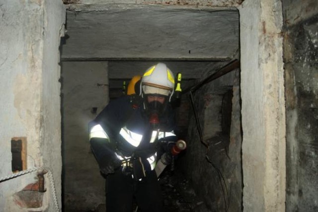 14 kwietnia 2014 r. zakończyło się prowadzone przez KP PSP w Choszcznie szkolenie podstawowe strażaków ratowników członków OSP biorących bezpośredni udział w działaniach ratowniczych. Szkolenie ukończyło 15 druhów z jednostek OSP powiatu choszczeńskiego.

Choszczno: Szkolenie podstawowe OSP [ZDJĘCIA]