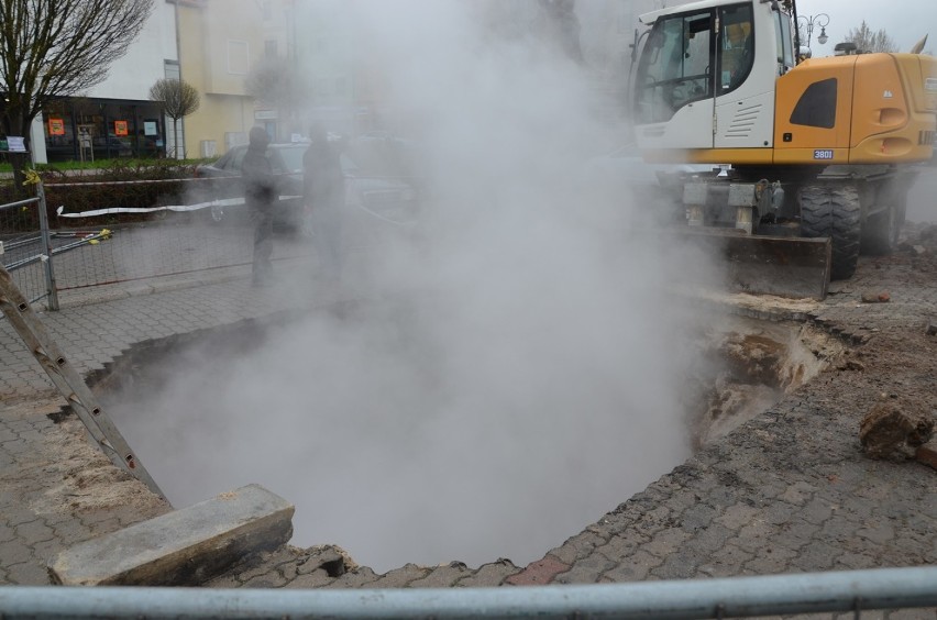 Kolejna awaria ciepłownicza w Głogowie. W poniedziałek, 12 kwietnia, wyłączono ogrzewanie i ciepłą wodę. Lista ulic