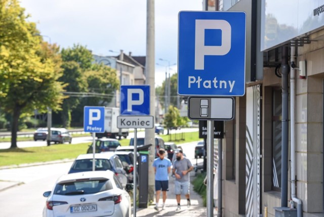 Koniec z papierowymi wezwaniami do zapłaty za postój w gdyńskiej SPP.