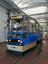 Kraków. Dziwny tramwaj pojawia się na torach. Pomaga w trakcie mrozów