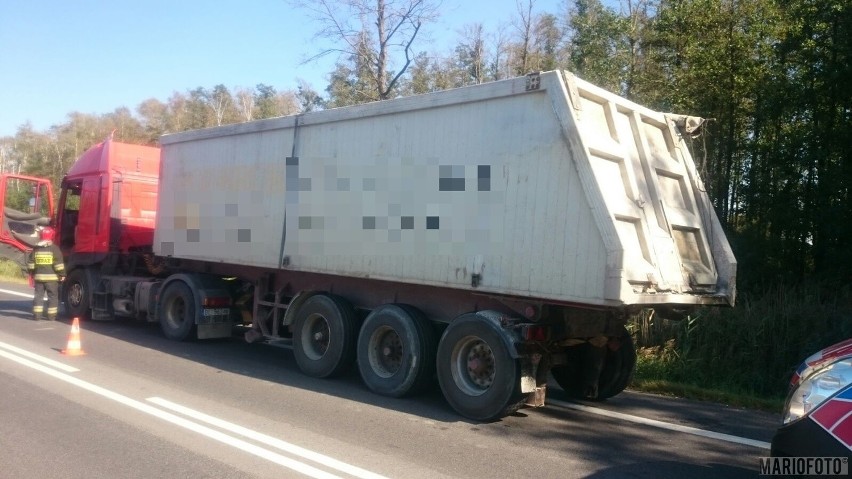 W zderzeniu dwóch tirów na DK 46 ranna została jedna osoba.