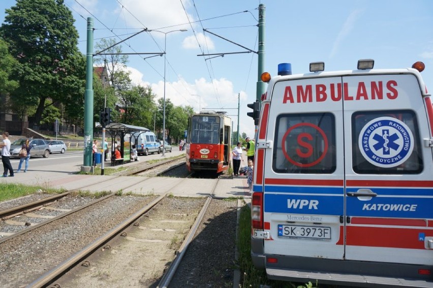 Tramwaj potrącił pieszego w Zabrzu