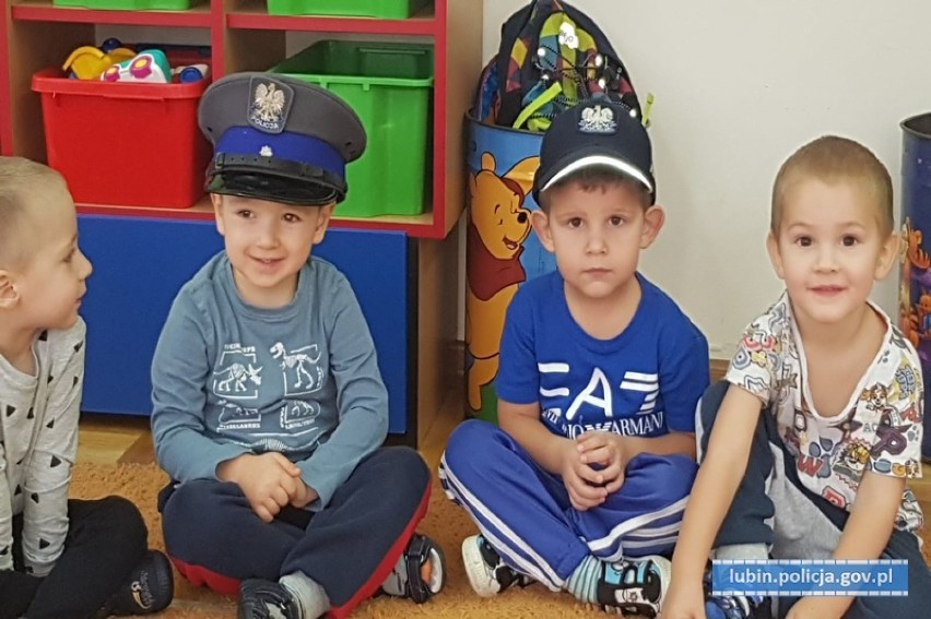 Lubińscy policjanci spotkali się z najmłodszymi
