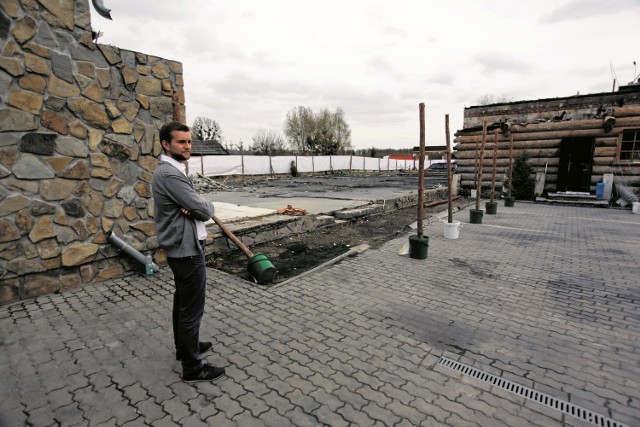 Menedżer „Gazdówki”, Damian Duczkowski, zapowiada, że prace przy odbudowie rozpoczną się za miesiąc.
