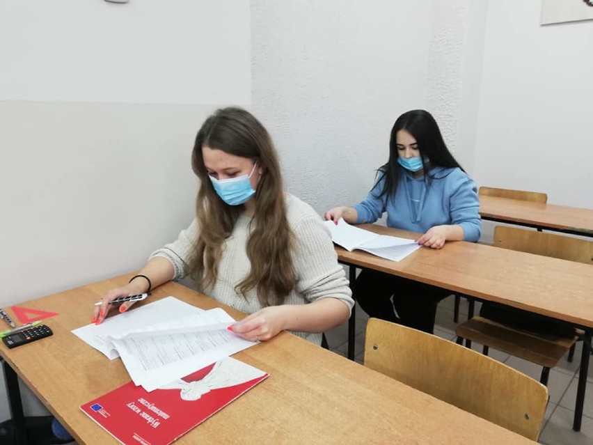 Maturzyści z ZSP 1 próbny egzamin pisali już w lutym