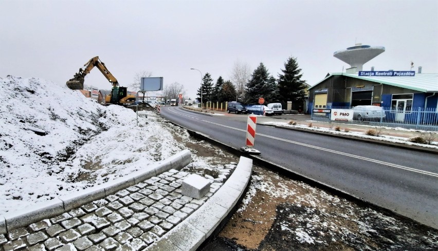 Budowa ronda obwodnicy Tarnobrzega przy ulicy Sikorskiego.